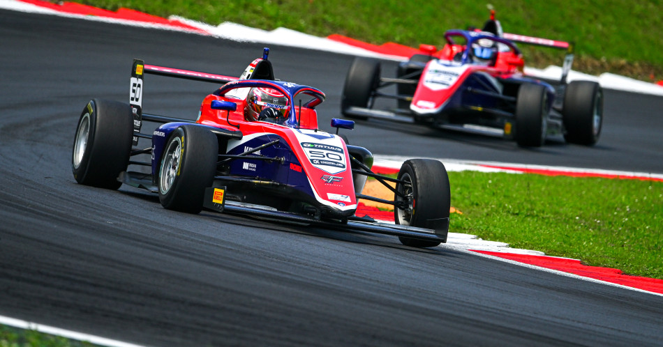 Trident impegnata su tutti i fronti da F2 a F4 italiana a Vallelunga