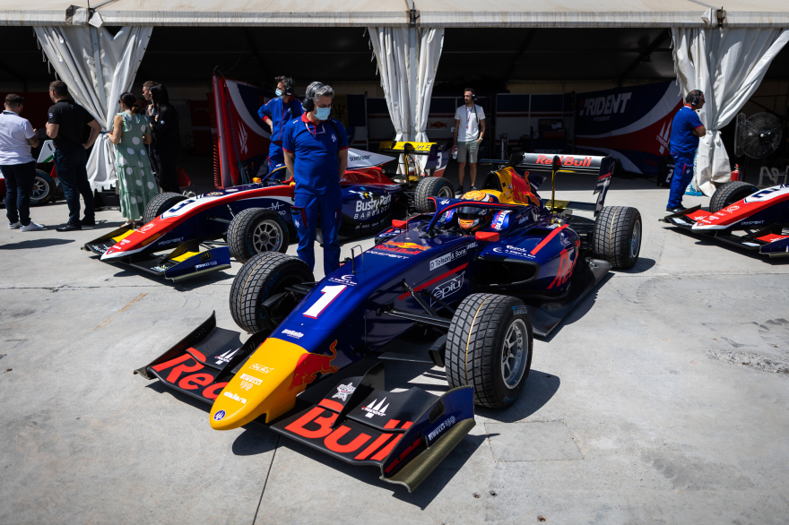 F3 Round 1 - Bahrain