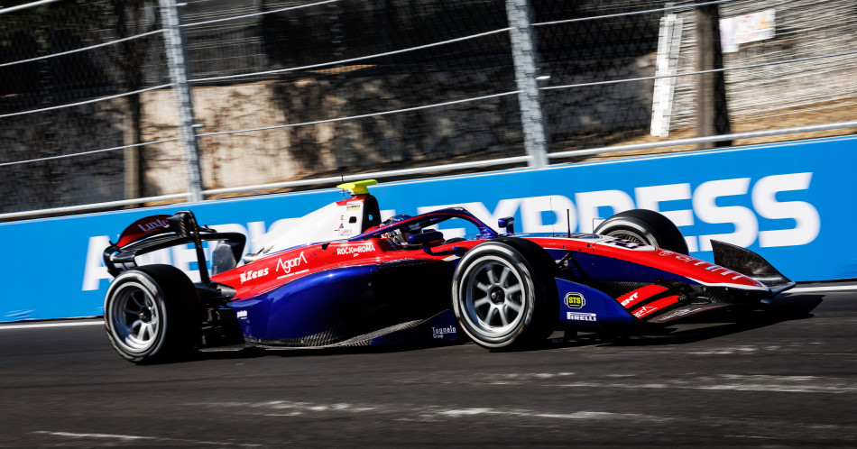 Vicini alla top ten nella Feature Race spagnola
