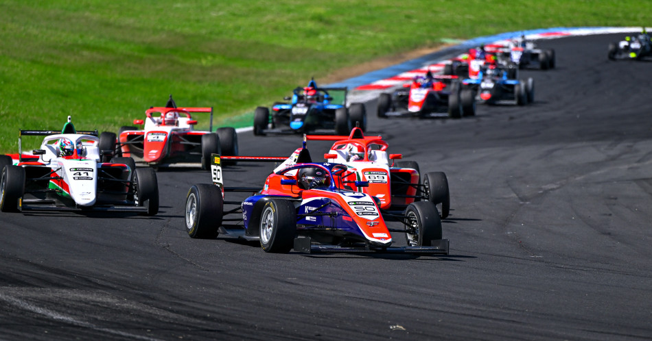 Trident scores points in the Italian F4 at Vallelunga