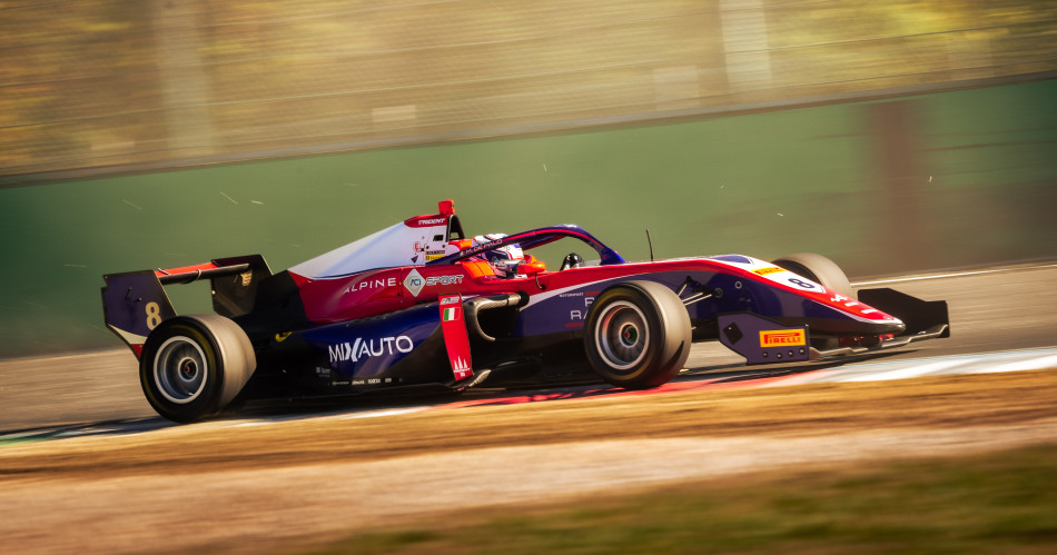 De Palo's title chase fades in the first race at Monza